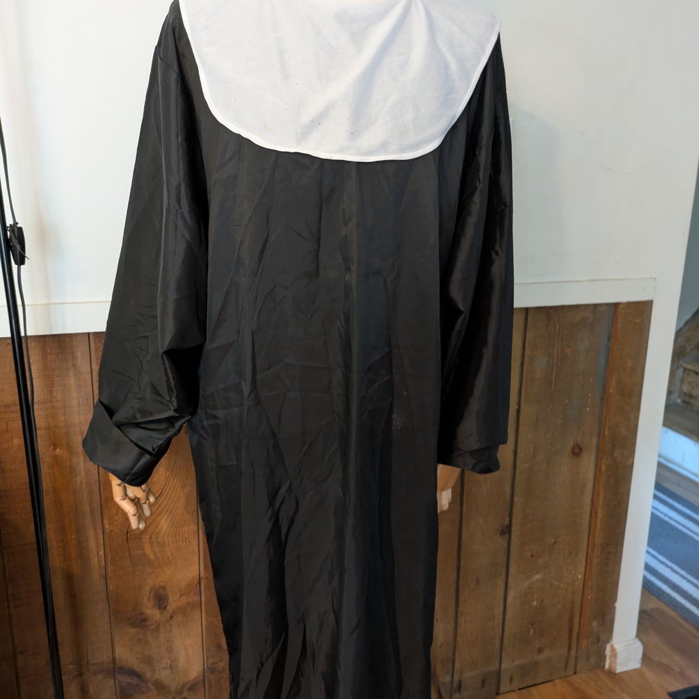 Halloween Costume Nun Robe Habit. Adult or Teen. One Size Fits Most